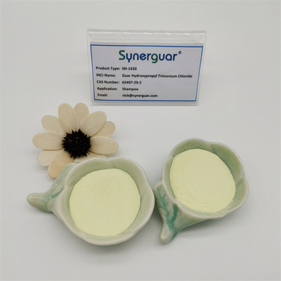 Weiß zu gelblicher Guar Hydroxypropyltrimonium-Chlorverbindung für Haar-Shampoo-Rheologie-Modifizierer